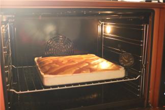 烤箱提前预热155度，烤20分钟。