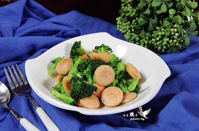 三文鱼肠西兰花