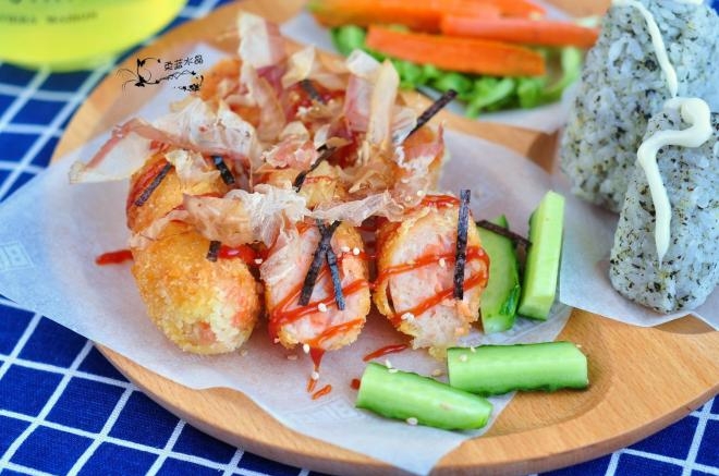 日式酥炸三文鱼肠