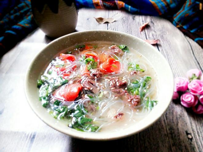 羊肉胡萝卜粉丝汤