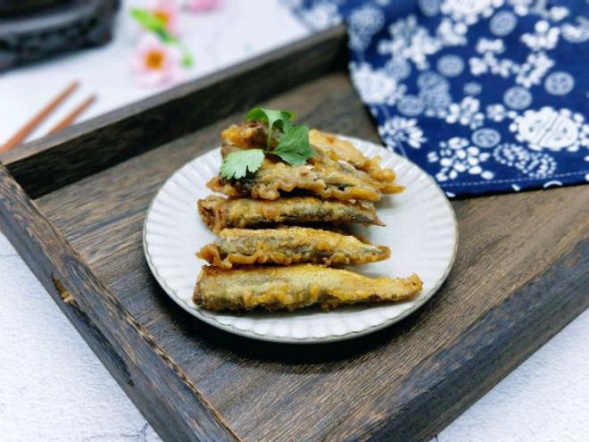 酥炸小鱼