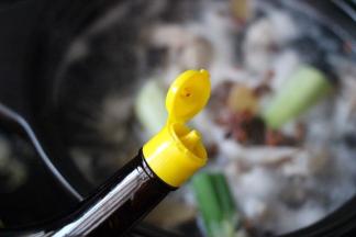 加入美极鲜味汁