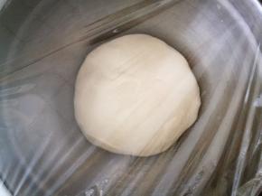 放冰箱冷藏着。