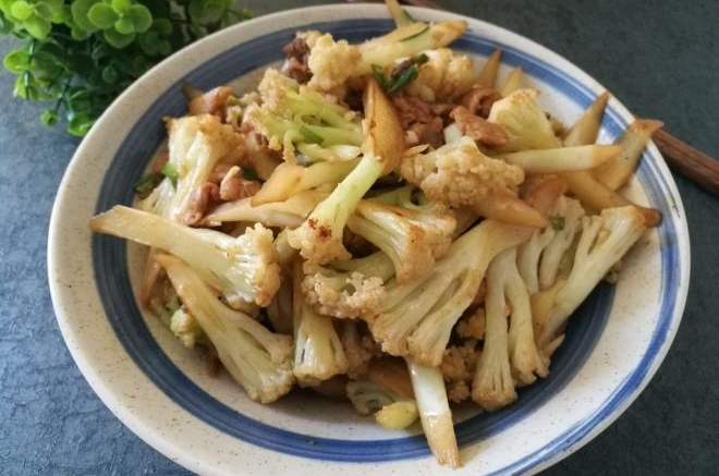 花菜炒肉