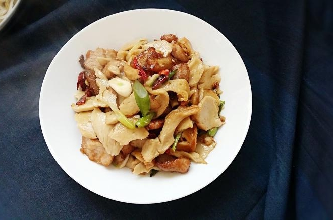 面筋炒肉片