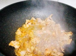 加入孜然粉