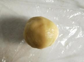 一份原色面团。