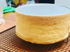 倒扣凉透后再进行脱模