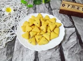 可以开吃啦！黄油的香味，南瓜的清香，好吃哦。