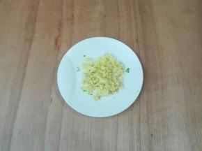 生姜切碎末