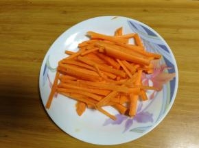 胡萝卜切丝