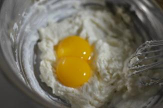 加入蛋黄