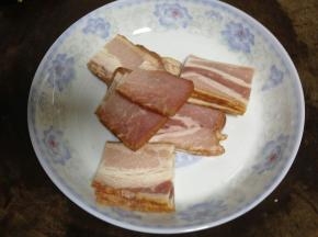 培根改刀成大段