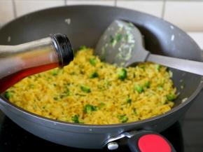 12.起锅前可以滴些香油，会更加香。