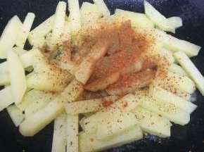 翻炒均匀