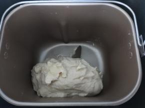 20分钟和面结束放入黄油再和20分钟