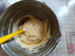 面糊充分搅拌到光滑的状态