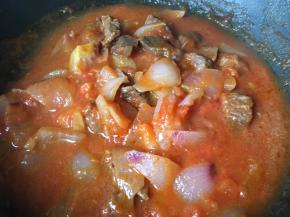 炖到汤汁浓稠即可