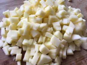 苹果去皮去核切粒
