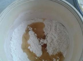 油酥材料混合