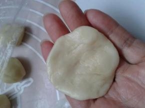 取一油皮按扁