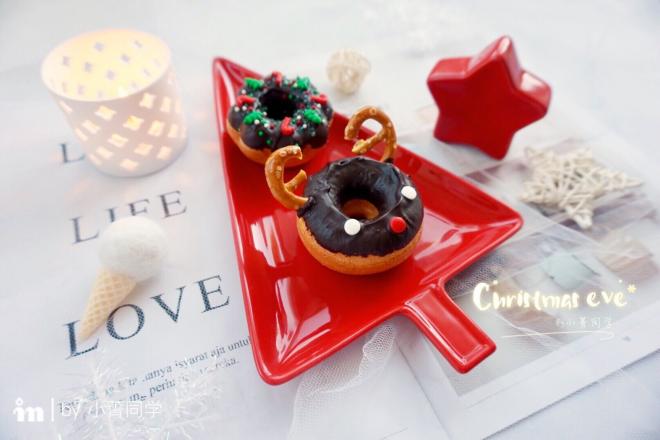 甜美可爱的圣诞甜甜圈