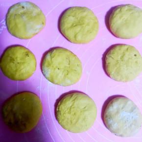 全部包好后，用手稍稍按压即可