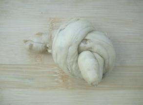 一头从中间穿过