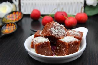 放凉切块，晒上椰蓉即可。