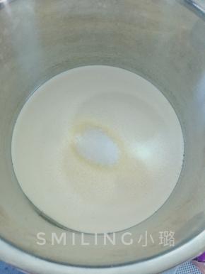 淡奶油加细砂糖