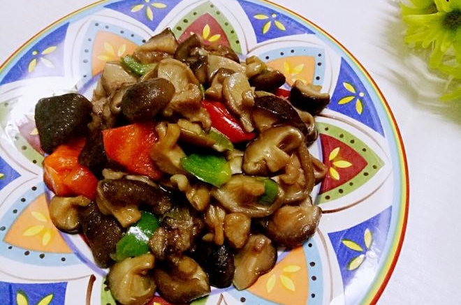 香菇炒肉