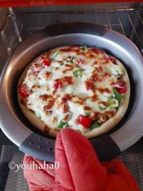 烘烤的时候注意观察，看到奶酪开始变焦黄时，取出