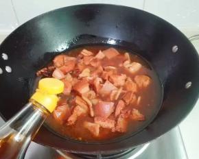 放少许黄酒大火收汁