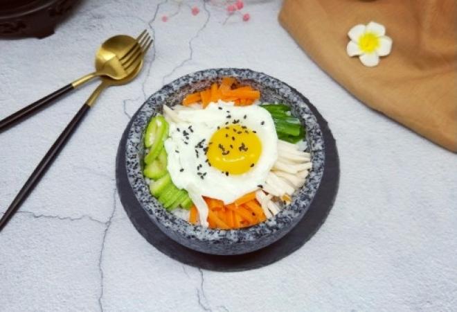 石锅拌饭