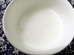 淀粉和清水混合