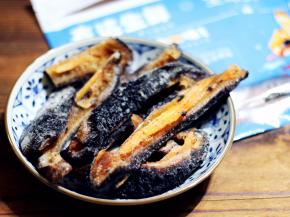 开袋后，冷藏或浸冷水解冻。