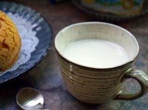 配上一杯热奶真是不错