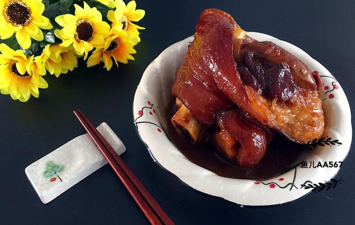 红烧野猪肘