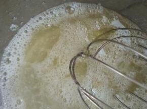 直至糖全部溶化即可