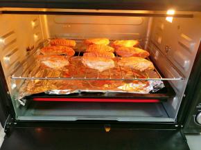 放入烤箱200度烤15分钟