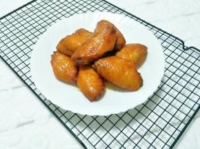 鸡翅嫩滑、咸甜适中