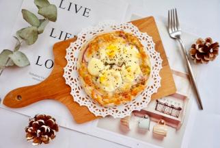 烤好后，撒上一些干罗勒碎，完成～