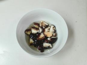 用清水冲洗一下再浸泡五分钟