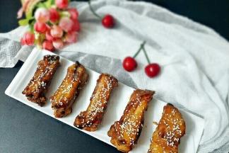 出炉撒上适量芝麻即可