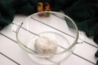 揉好的糯米面团