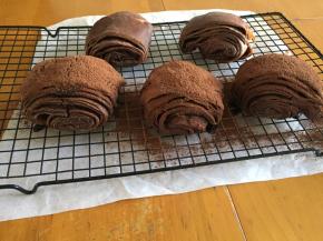 筛一层可可粉，就完成了