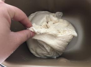 揉完面发酵至2倍大后取出备