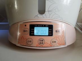 隔水炖锅， 筋骨模式设置为3个小时。
如果压力锅，锅开上气15分钟左右就可以。