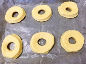 放入烤盘二次发酵