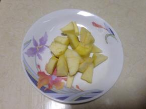 苹果去皮切块